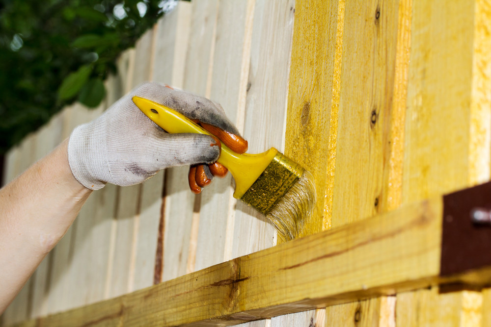 When and Why You Should Repaint Your Fence When and Why You Should Repaint Your Fence