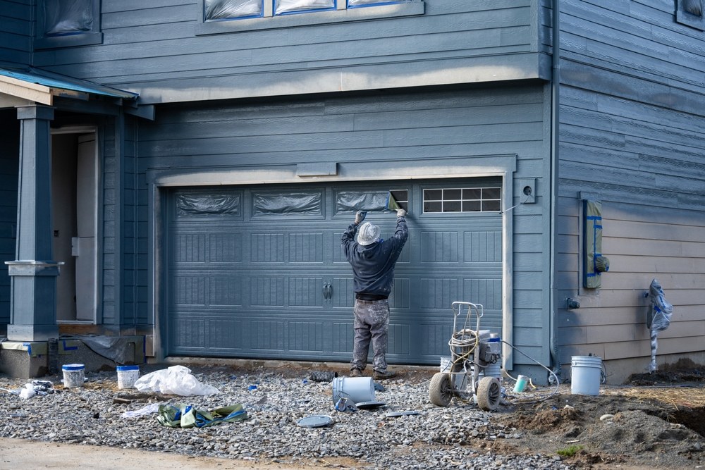 How to Choose the Right Paint Finish for Your Garage Walls and Floor