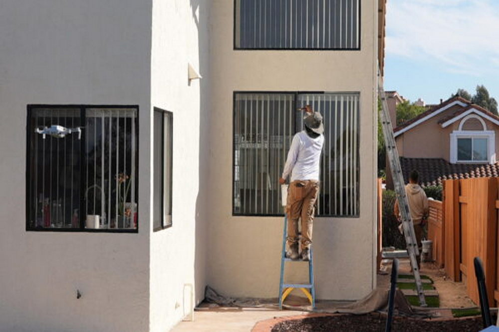 Why Exterior House Painting Is NOT a DIY Project